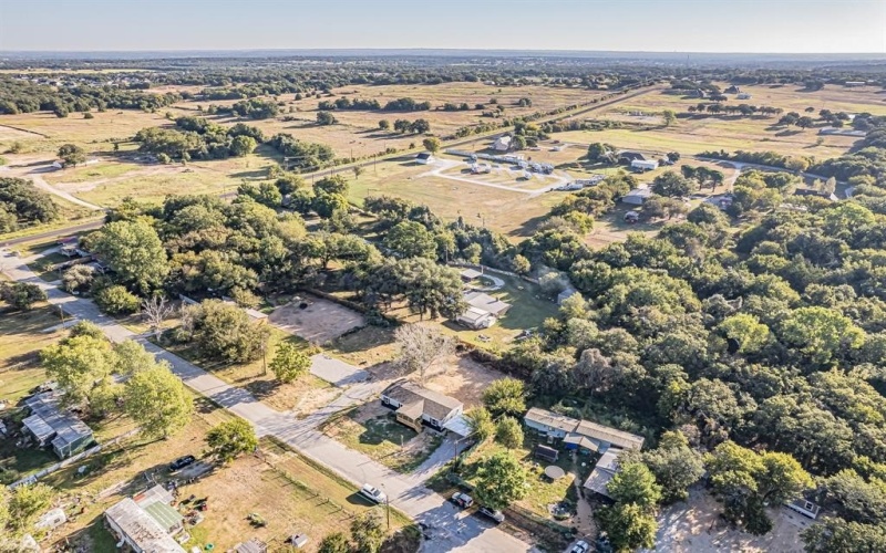 123 Kelly, Azle, TX 76020, 4 Bedrooms Bedrooms, ,2 BathroomsBathrooms,Residential,For Sale,123 Kelly,0,21096581