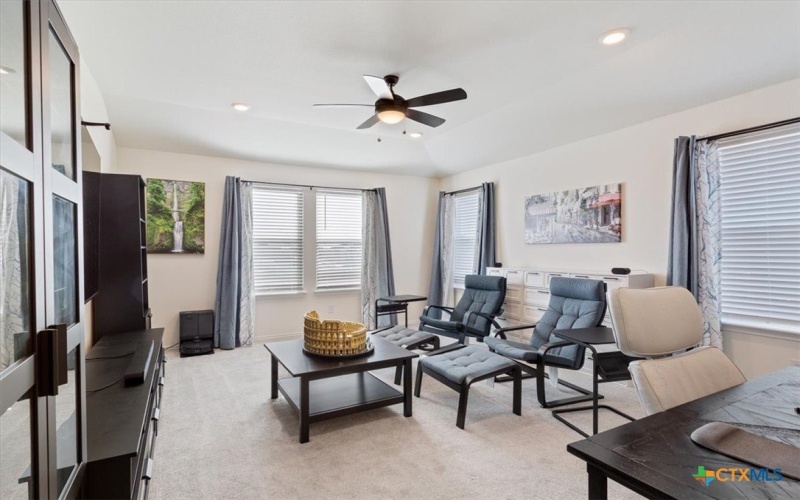 1351 Long Creek Lane, Belton, TX 76513, 4 Habitaciones Habitaciones , ,2 BañosBaños,Residential,En Venta,1351 Long Creek Lane,0,596338