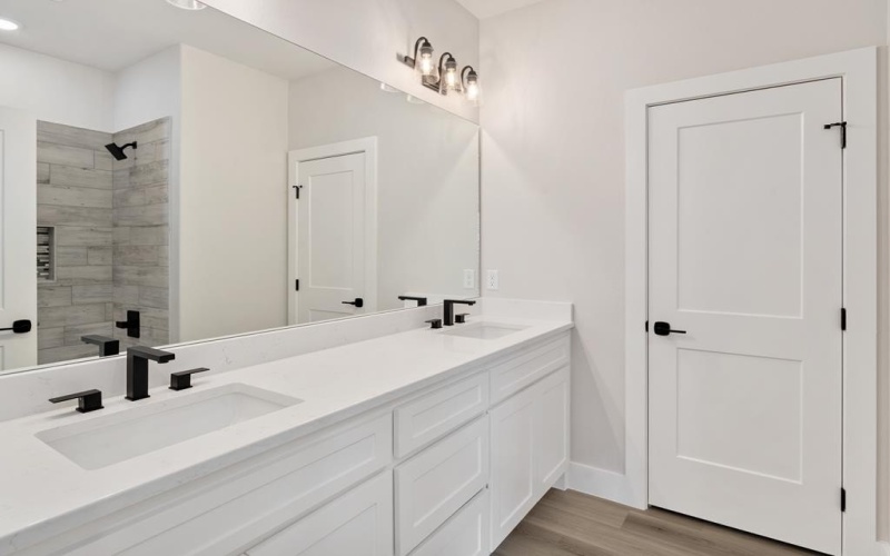 725 Cobblestone Cir, Mabank, TX 75147, 4 Habitaciones Habitaciones , ,2 BañosBaños,Residential,En Venta,725 Cobblestone Cir,0,109445
