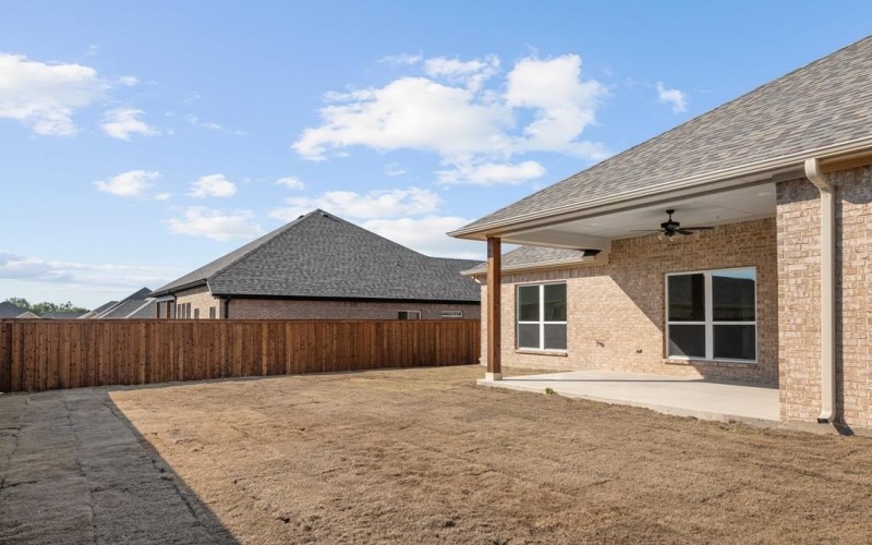 725 Cobblestone Cir, Mabank, TX 75147, 4 Habitaciones Habitaciones , ,2 BañosBaños,Residential,En Venta,725 Cobblestone Cir,0,109445