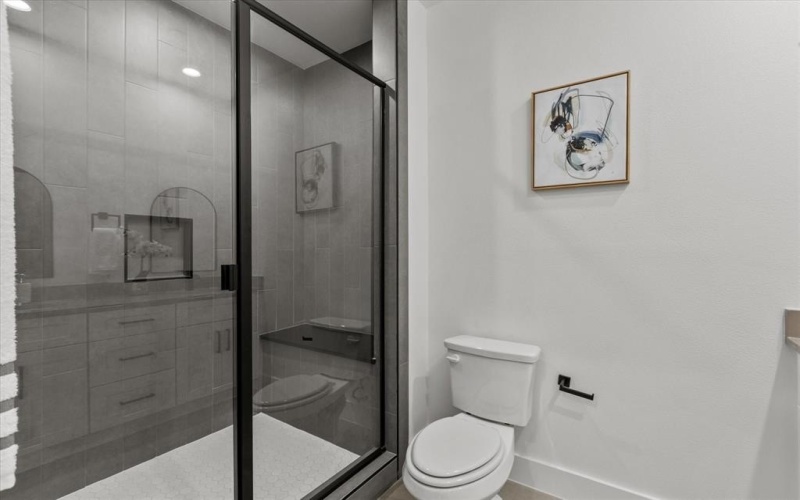 126 Homes Drive, Grand Prairie, TX 75050, 3 Habitaciones Habitaciones , ,2 BañosBaños,Residential,En Venta,126 Homes Drive,0,21077713