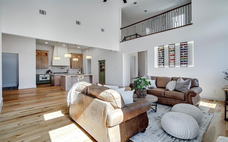 13712 W Riviera Drive, Fort Worth, TX 76028, 4 Bedrooms Bedrooms, ,3 BathroomsBathrooms,Residential,For Sale,13712 W Riviera Drive,0,21093779