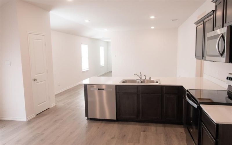 1221 Nursery Drive, Forney, TX 75126, 3 Bedrooms Bedrooms, ,2 BathroomsBathrooms,Residential,For Sale,1221 Nursery Drive,0,21096515