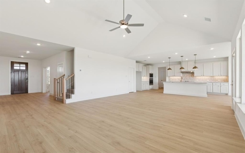 137 Swan Lake Drive, Waxahachie, TX 75165, 5 Habitaciones Habitaciones , ,3 BañosBaños,Residential,En Venta,137 Swan Lake Drive,0,21096772