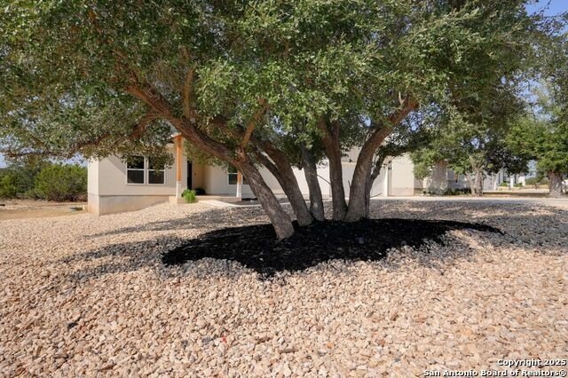 101 N John Bird, Blanco, TX 78606, 4 Habitaciones Habitaciones , ,3 BañosBaños,Residential,En Venta,101 N John Bird,0,1918366