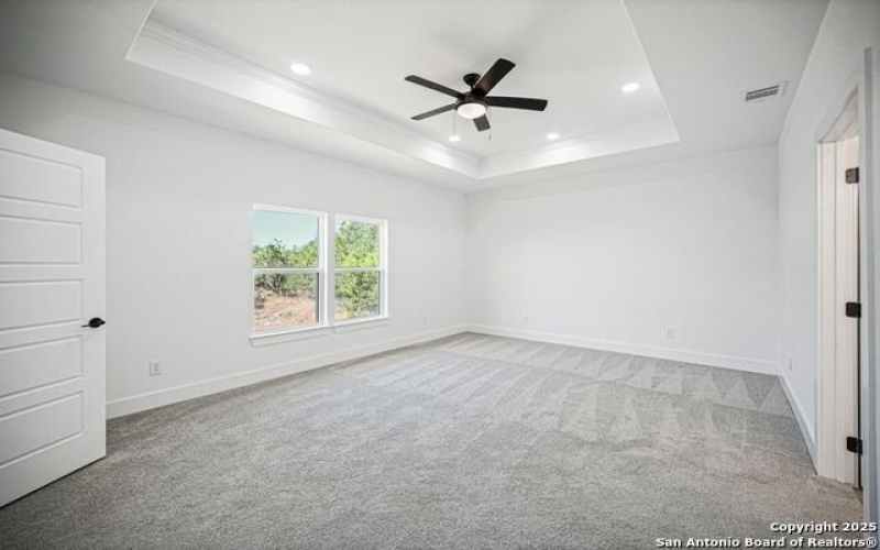101 N John Bird, Blanco, TX 78606, 4 Habitaciones Habitaciones , ,3 BañosBaños,Residential,En Venta,101 N John Bird,0,1918366