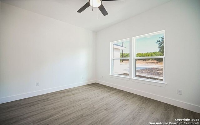101 N John Bird, Blanco, TX 78606, 4 Habitaciones Habitaciones , ,3 BañosBaños,Residential,En Venta,101 N John Bird,0,1918366