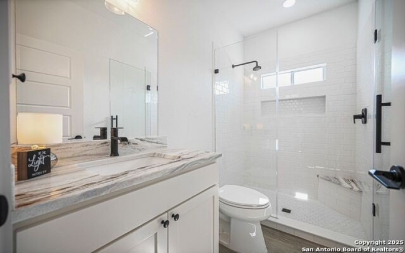 101 N John Bird, Blanco, TX 78606, 4 Habitaciones Habitaciones , ,3 BañosBaños,Residential,En Venta,101 N John Bird,0,1918366