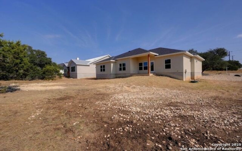 101 N John Bird, Blanco, TX 78606, 4 Habitaciones Habitaciones , ,3 BañosBaños,Residential,En Venta,101 N John Bird,0,1918366