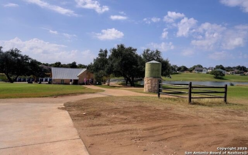 101 N John Bird, Blanco, TX 78606, 4 Habitaciones Habitaciones , ,3 BañosBaños,Residential,En Venta,101 N John Bird,0,1918366