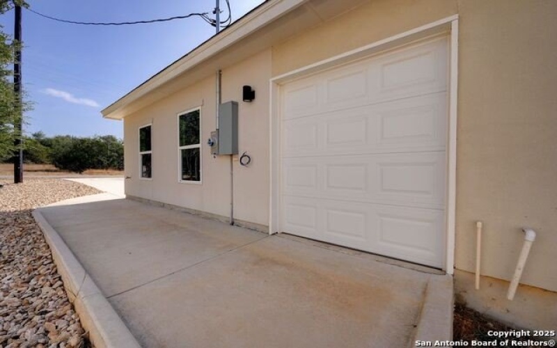 101 N John Bird, Blanco, TX 78606, 4 Habitaciones Habitaciones , ,3 BañosBaños,Residential,En Venta,101 N John Bird,0,1918366