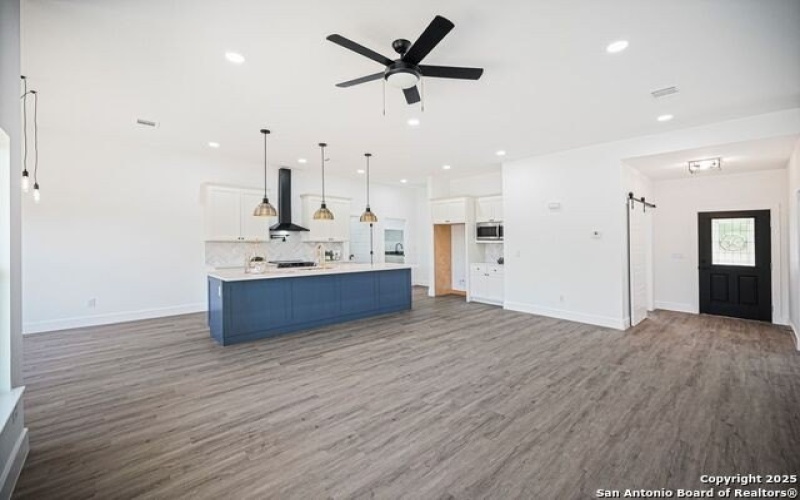 101 N John Bird, Blanco, TX 78606, 4 Habitaciones Habitaciones , ,3 BañosBaños,Residential,En Venta,101 N John Bird,0,1918366