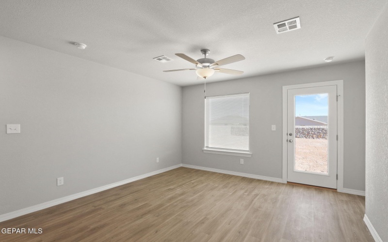 1005 Ferro Cactus Avenue, El Paso, TX 79928, 3 Habitaciones Habitaciones , ,2 BañosBaños,Residential,En Venta,1005 Ferro Cactus Avenue,0,932716