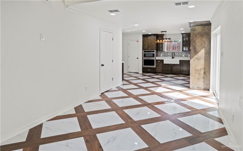 1409 E Karen Drive #A, Alton, TX 78573, 2 Habitaciones Habitaciones , ,2 BañosBaños,Residential,En Venta,1409 E Karen Drive,0,483166