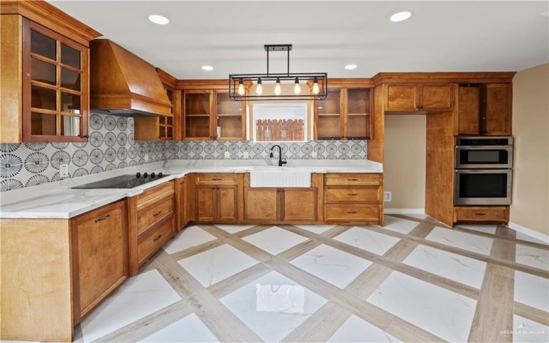 1405 E Karen Drive #A, Alton, TX 78573, 2 Habitaciones Habitaciones , ,2 BañosBaños,Residential,En Venta,1405 E Karen Drive,0,483185