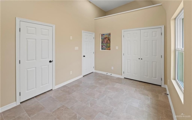 1405 E Karen Drive #A, Alton, TX 78573, 2 Habitaciones Habitaciones , ,2 BañosBaños,Residential,En Venta,1405 E Karen Drive,0,483185