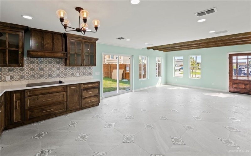 1401 E Karen Drive #D, Alton, TX 78573, 2 Bedrooms Bedrooms, ,2 BathroomsBathrooms,Residential,For Sale,1401 E Karen Drive,0,483218