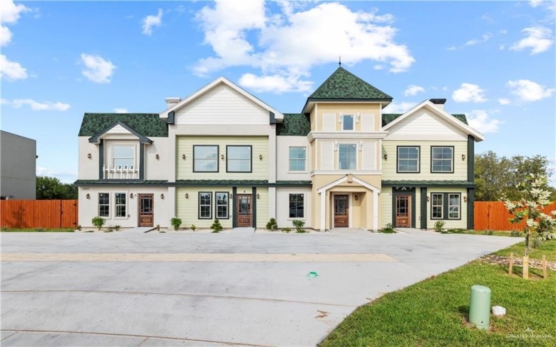 1401 E Karen Drive #D, Alton, TX 78573, 2 Bedrooms Bedrooms, ,2 BathroomsBathrooms,Residential,For Sale,1401 E Karen Drive,0,483218