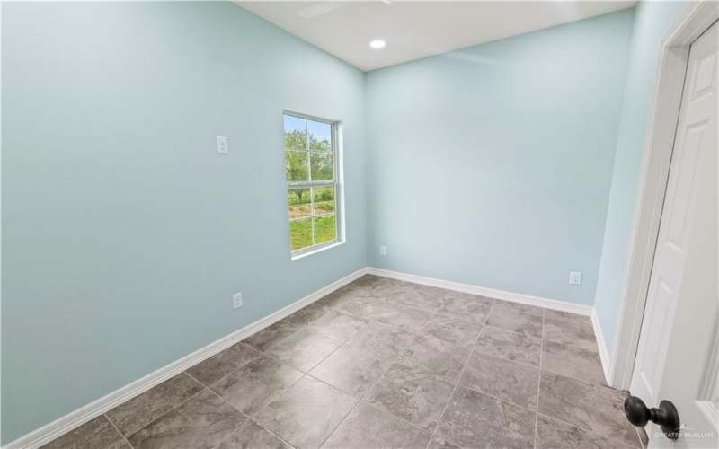 1401 E Karen Drive #D, Alton, TX 78573, 2 Bedrooms Bedrooms, ,2 BathroomsBathrooms,Residential,For Sale,1401 E Karen Drive,0,483218