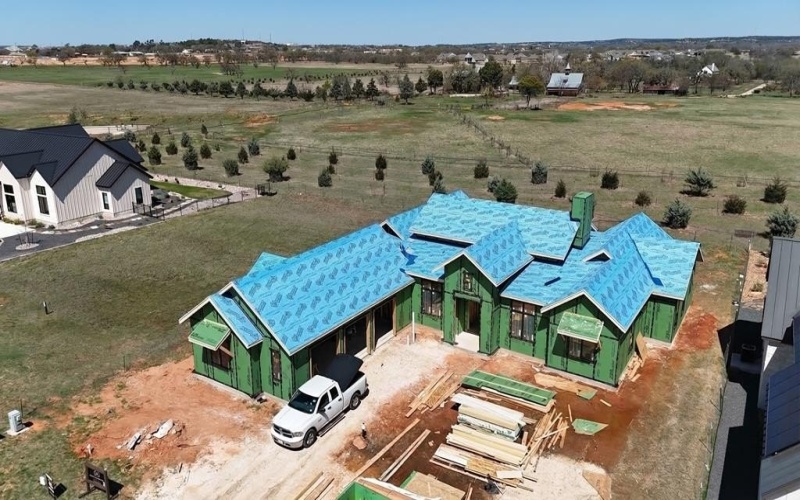 208 Interlaken St, Fredericksburg, TX 78624, 3 Bedrooms Bedrooms, ,3 BathroomsBathrooms,Residential,For Sale,208 Interlaken St,0,120736