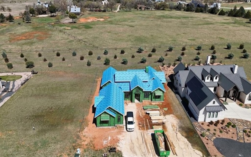 208 Interlaken St, Fredericksburg, TX 78624, 3 Bedrooms Bedrooms, ,3 BathroomsBathrooms,Residential,For Sale,208 Interlaken St,0,120736