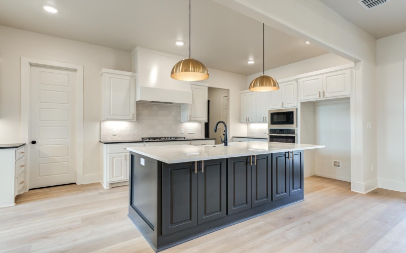 3516 141st Street, Lubbock, TX 79423, 4 Bedrooms Bedrooms, ,3 BathroomsBathrooms,Residential,For Sale,3516 141st Street,0,202562303