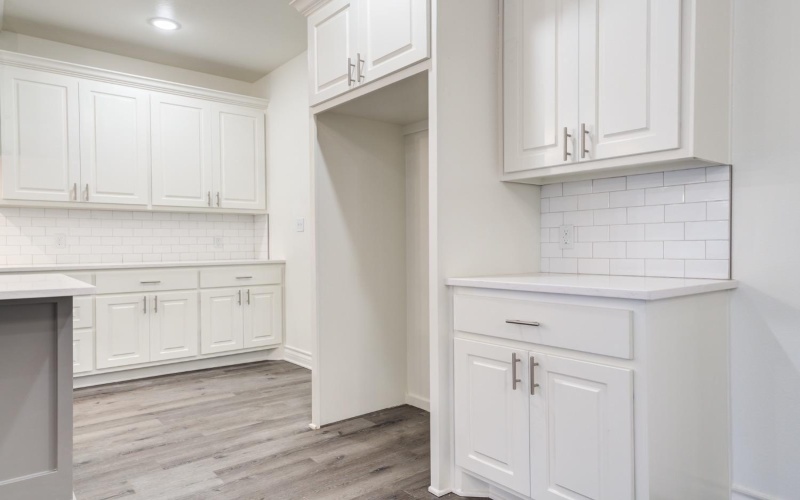3712 144th Street, Lubbock, TX 79423, 4 Bedrooms Bedrooms, ,3 BathroomsBathrooms,Residential,For Sale,3712 144th Street,0,202562307