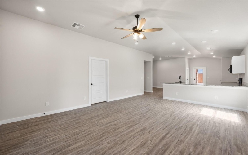 8622 26th Street, Lubbock, TX 79407, 3 Bedrooms Bedrooms, ,2 BathroomsBathrooms,Residential,For Sale,8622 26th Street,0,202562325