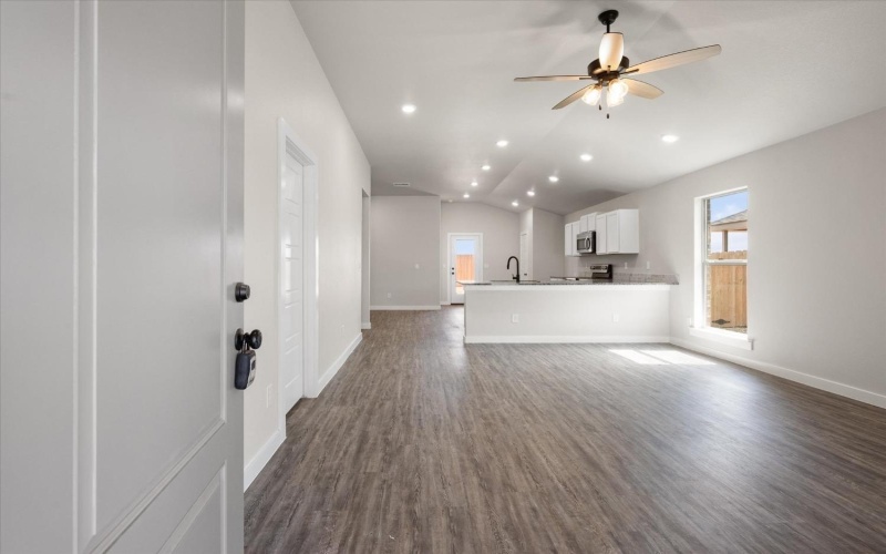 8622 26th Street, Lubbock, TX 79407, 3 Bedrooms Bedrooms, ,2 BathroomsBathrooms,Residential,For Sale,8622 26th Street,0,202562325
