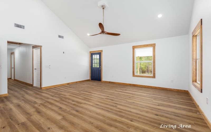 1000 Holubec, Diboll, TX 75941, 3 Bedrooms Bedrooms, ,2 BathroomsBathrooms,Residential,For Sale,1000 Holubec,0,5106921