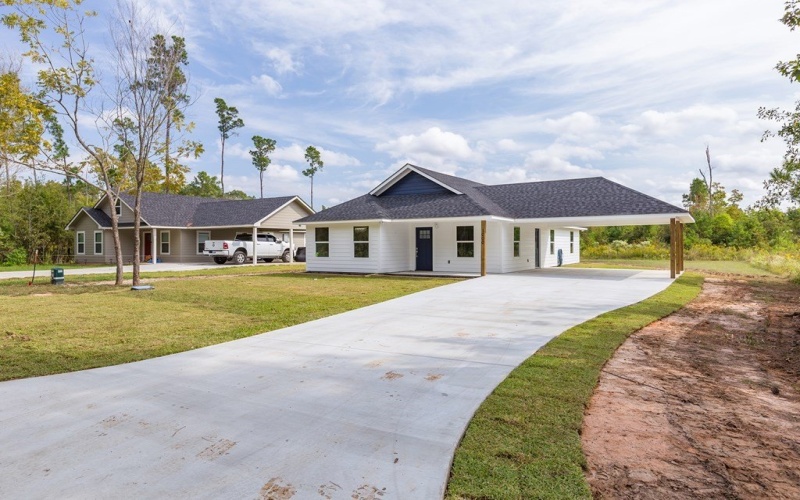 1000 Holubec, Diboll, TX 75941, 3 Bedrooms Bedrooms, ,2 BathroomsBathrooms,Residential,For Sale,1000 Holubec,0,5106921