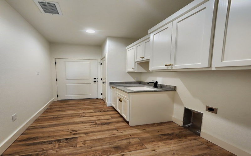 1813 N County Rd 1112, Midland, TX 79706, 4 Habitaciones Habitaciones , ,2 BañosBaños,Residential,En Venta,1813 N County Rd 1112,0,163944