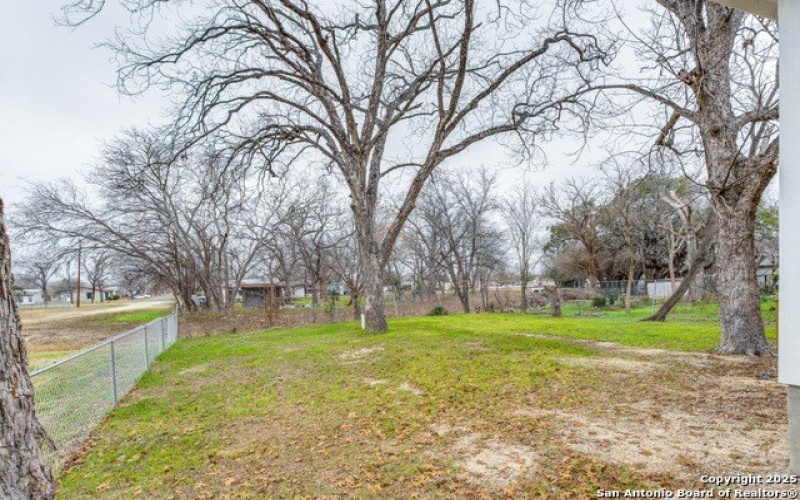 15935 Buchel, LaCoste, TX 78039, 3 Bedrooms Bedrooms, ,1 BathroomBathrooms,Residential,For Sale,15935 Buchel,0,1918497