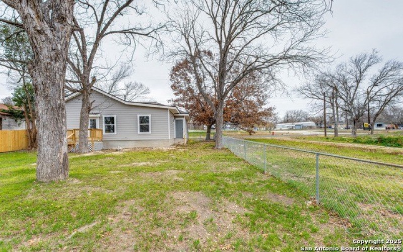 15935 Buchel, LaCoste, TX 78039, 3 Bedrooms Bedrooms, ,1 BathroomBathrooms,Residential,For Sale,15935 Buchel,0,1918497
