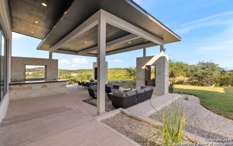 24108 Tres Arroyos, San Antonio, TX 78255, 5 Bedrooms Bedrooms, ,6 BathroomsBathrooms,Residential,For Sale,24108 Tres Arroyos,0,1918525