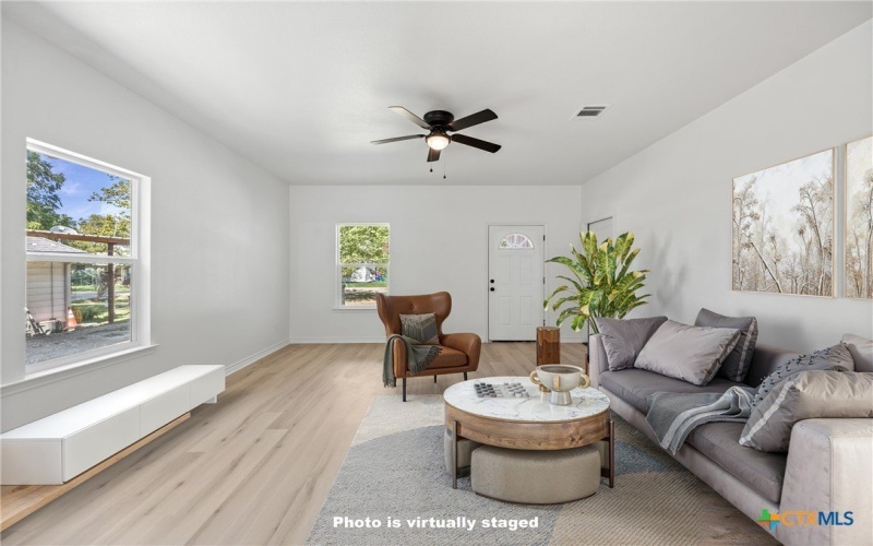 506 2nd Street, Moody, TX 76557, 3 Bedrooms Bedrooms, ,2 BathroomsBathrooms,Residential,For Sale,506 2nd Street,0,594704