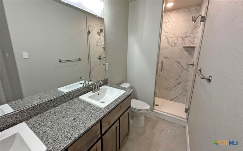 214 Leon Lane, Copperas Cove, TX 76522, ,Residential Multi Family,For Sale,214 Leon Lane,0,595800