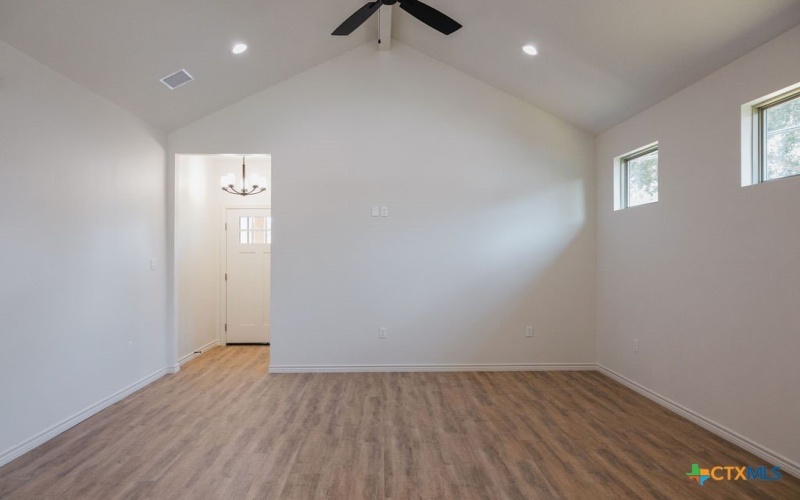 1005 Broadmoor Street, Victoria, TX 77904, 4 Bedrooms Bedrooms, ,2 BathroomsBathrooms,Residential,For Sale,1005 Broadmoor Street,0,596365