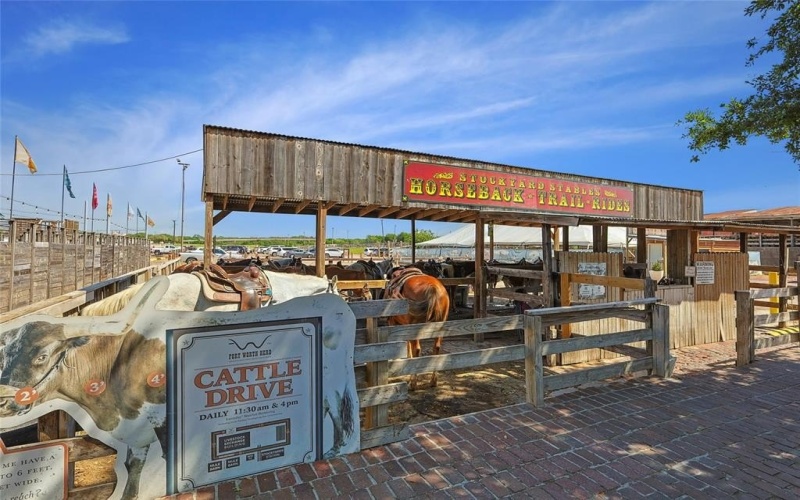 4936 Hitching Post Drive, Fort Worth, TX 76036, 4 Habitaciones Habitaciones , ,3 BañosBaños,Residential,En Venta,4936 Hitching Post Drive,0,20930447