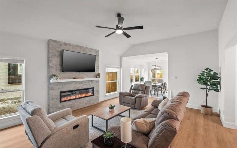 8201 Twin Creek Trail, Rowlett, TX 75089, 4 Habitaciones Habitaciones , ,3 BañosBaños,Residential,En Venta,8201 Twin Creek Trail,0,21069656