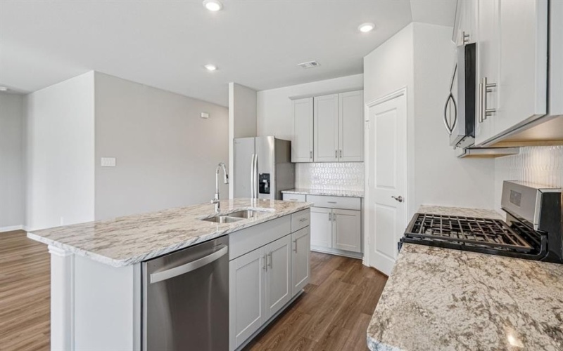 506 Midnight Oak Drive, McKinney, TX 75069, 4 Habitaciones Habitaciones , ,3 BañosBaños,Residential,En Venta,506 Midnight Oak Drive,0,21087270