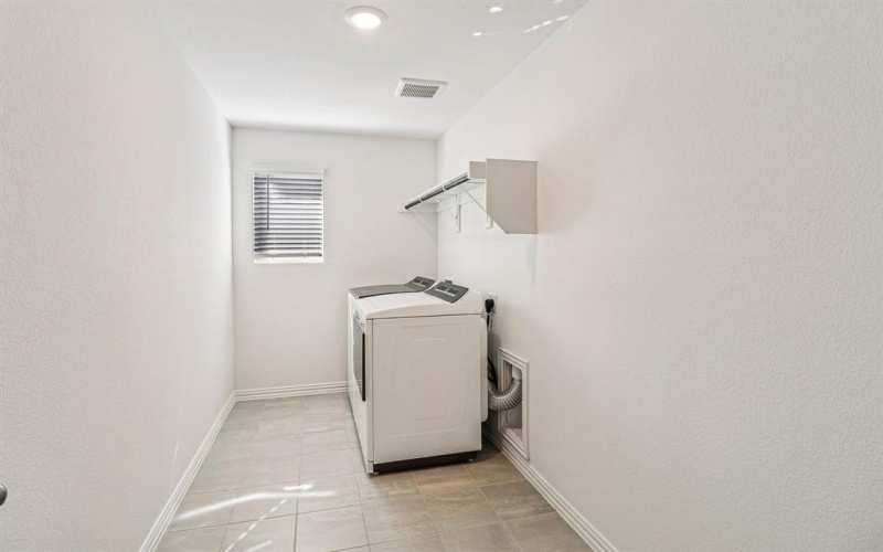 1371 Los Olmos Lane, Crandall, TX 75114, 3 Habitaciones Habitaciones , ,2 BañosBaños,Residential,En Venta,1371 Los Olmos Lane,0,21087274