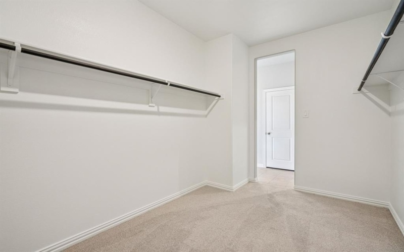 1369 Los Olmos Lane, Crandall, TX 75114, 4 Bedrooms Bedrooms, ,3 BathroomsBathrooms,Residential,For Sale,1369 Los Olmos Lane,0,21087275