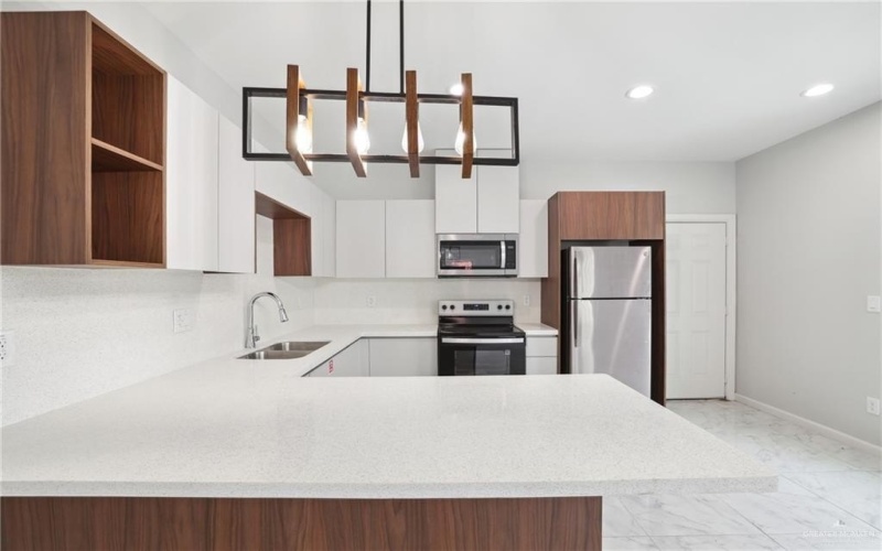 905 W 8th Street, Mission, TX 78572, ,Residential Multi Family,En Venta,905 W 8th Street,469153