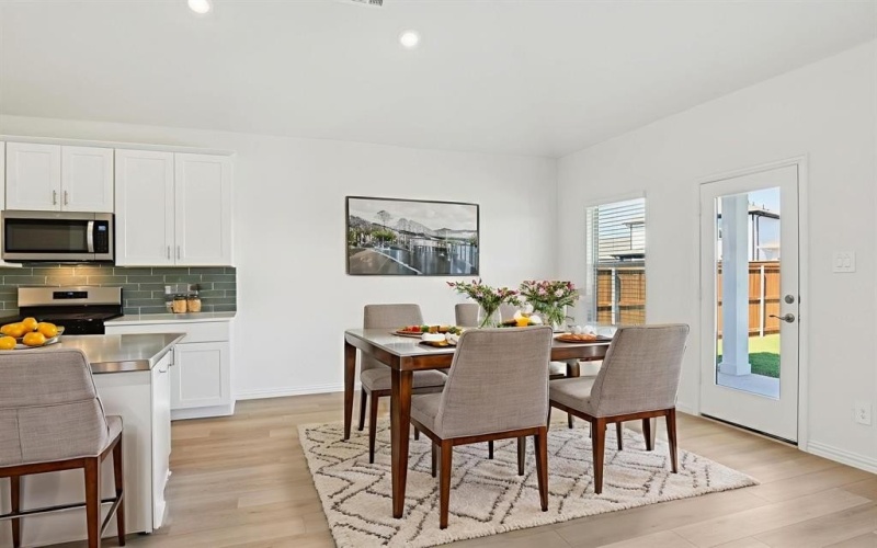 2210 Mustang Way, Seagoville, TX 75159, 4 Bedrooms Bedrooms, ,2 BathroomsBathrooms,Residential,For Sale,2210 Mustang Way,0,21089539