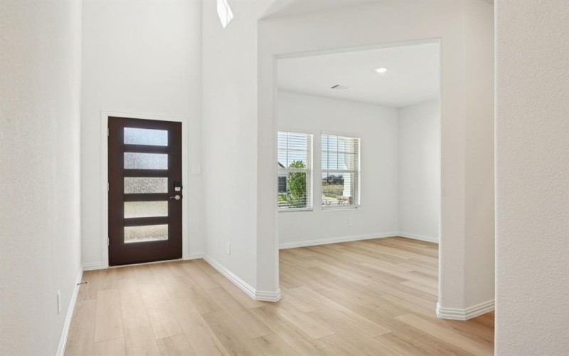 2210 Mustang Way, Seagoville, TX 75159, 4 Bedrooms Bedrooms, ,2 BathroomsBathrooms,Residential,For Sale,2210 Mustang Way,0,21089539