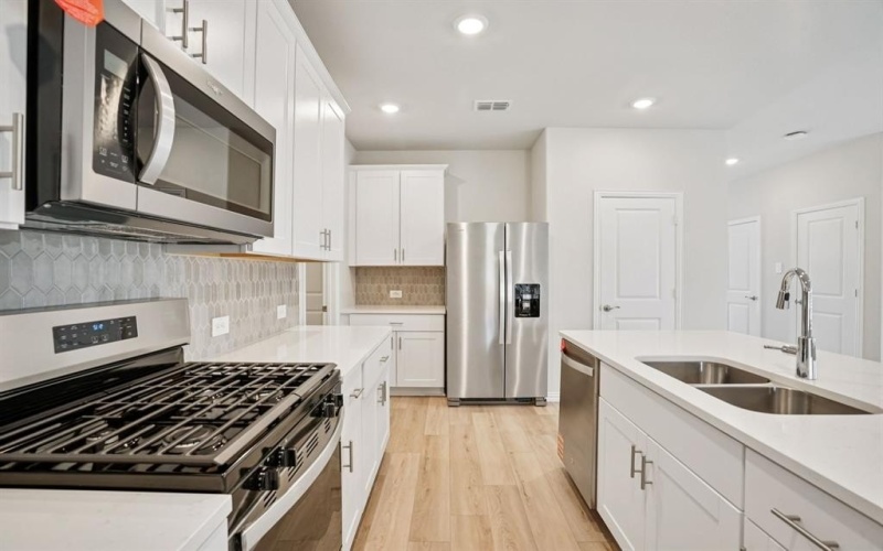 503 Blanton Street, McKinney, TX 75069, 4 Bedrooms Bedrooms, ,2 BathroomsBathrooms,Residential,For Sale,503 Blanton Street,0,21089541