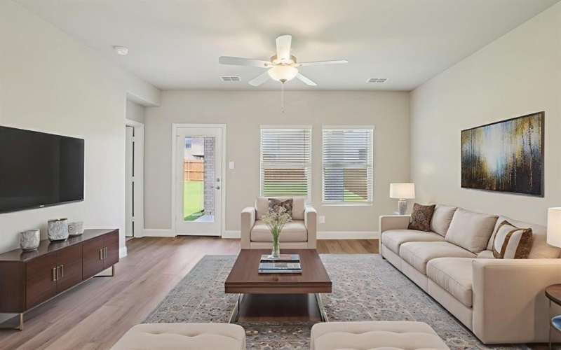 501 Blanton Street, McKinney, TX 75069, 4 Habitaciones Habitaciones , ,2 BañosBaños,Residential,En Venta,501 Blanton Street,0,21089542