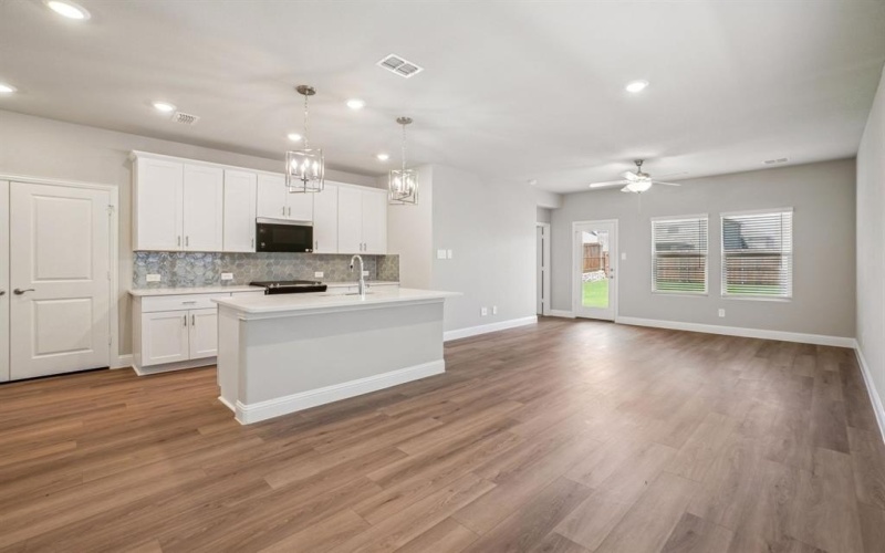 501 Blanton Street, McKinney, TX 75069, 4 Habitaciones Habitaciones , ,2 BañosBaños,Residential,En Venta,501 Blanton Street,0,21089542