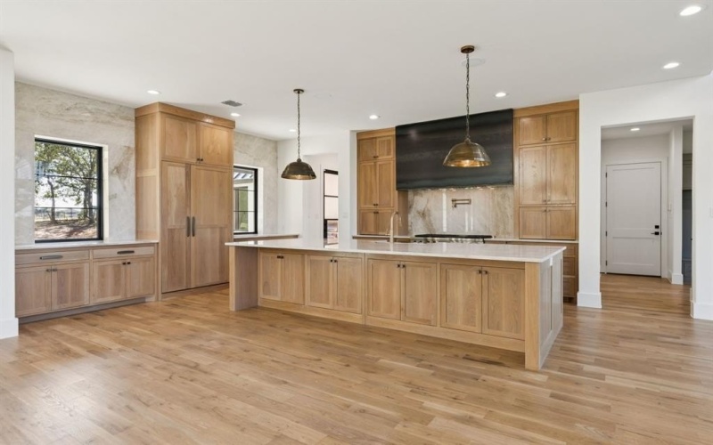 200 Dan Russell Bend, Weatherford, TX 76087, 4 Bedrooms Bedrooms, ,5 BathroomsBathrooms,Residential,For Sale,200 Dan Russell Bend,0,21096831